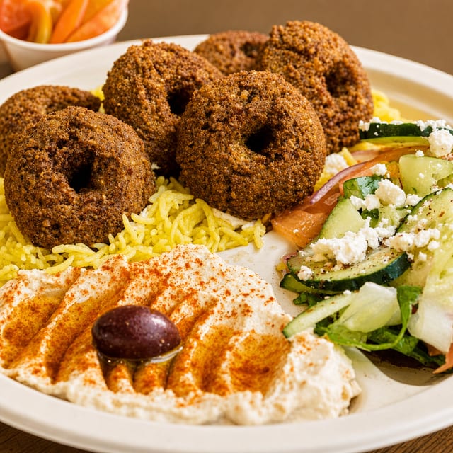 Vegetarian Falafel Plate.